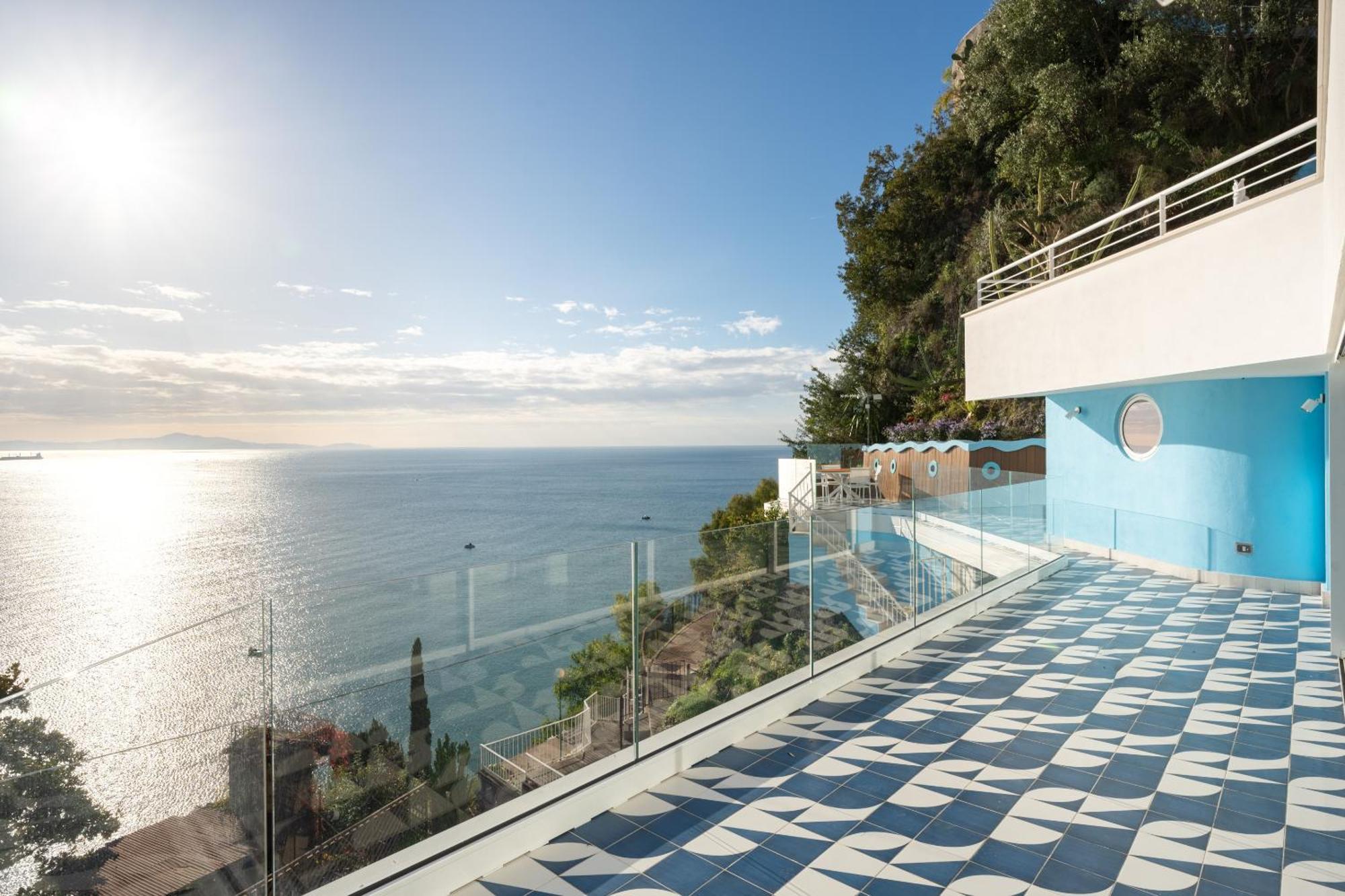 Laguna Blu - Resort Villa Overlooking The Sea On The Amalfi Coast Vietri sul Mare Exterior photo
