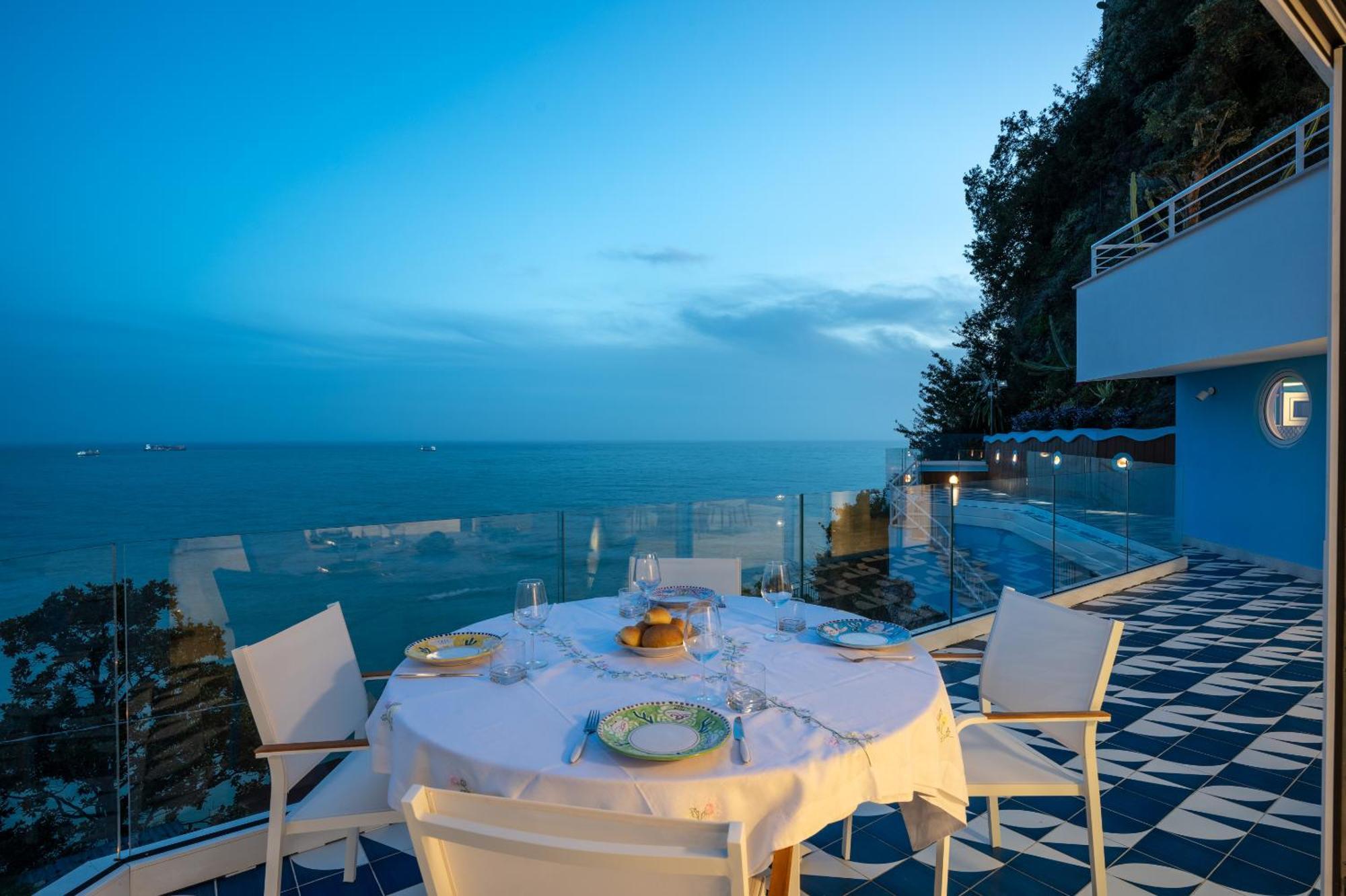 Laguna Blu - Resort Villa Overlooking The Sea On The Amalfi Coast Vietri sul Mare Exterior photo